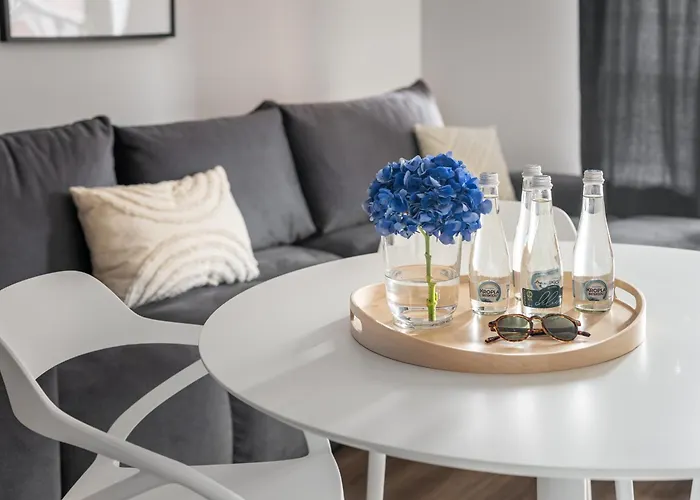 Scala Center With Parking By Lion *