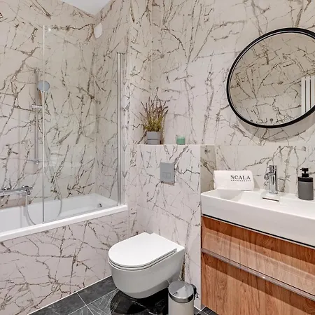 Apartament Scala Center With Parking By Lion *