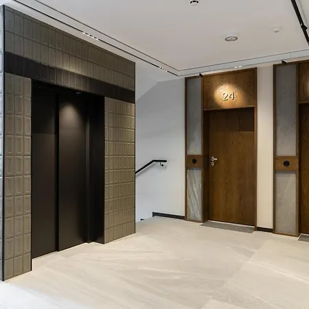 Scala 60c Center With Parking By Lion Apartment *