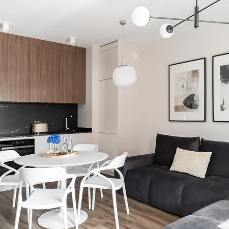 Scala Center With Parking By Lion Apartament Gdańsk