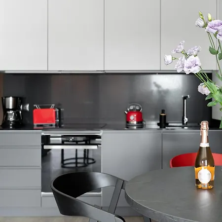 Scala Center With Parking By Lion *