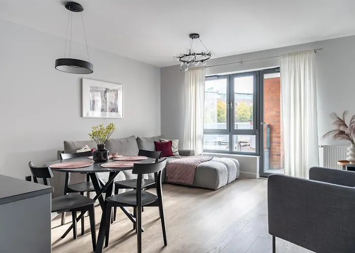 Scala Center With Parking By Lion Apartament *